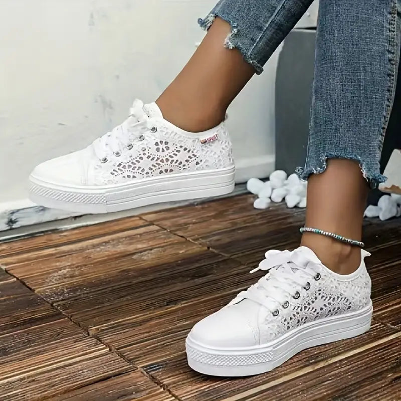 Women's Lace Platform Sneakers | Jeriane