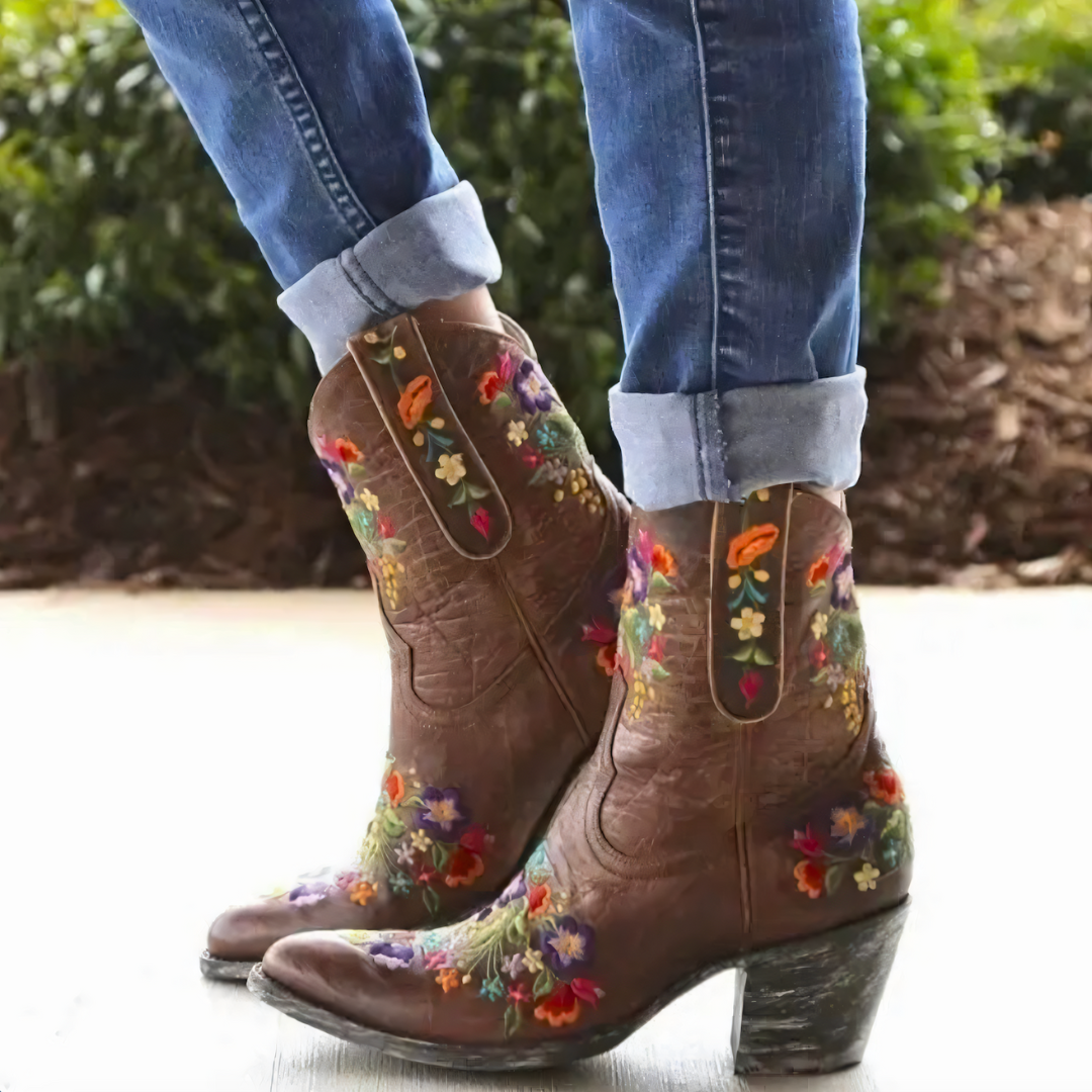 Vintage Weatherproof Cowgirl Boots for Women | Kassidy