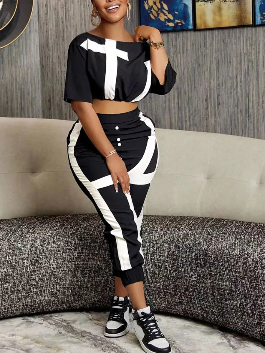 Plus size two piece tracksuit with striped pants - Claren