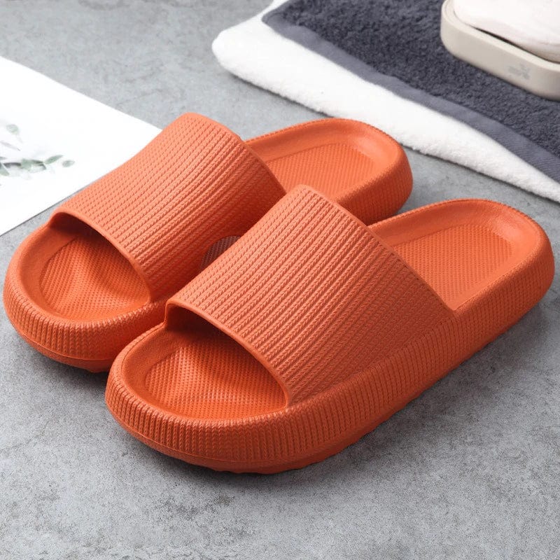 Unisex Lightweight Outdoor Slippers | Wise